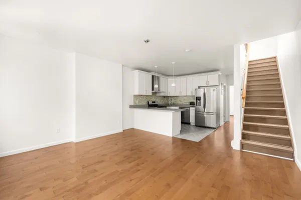 $6,250 | 389 10th Street, Unit 2 | Park Slope