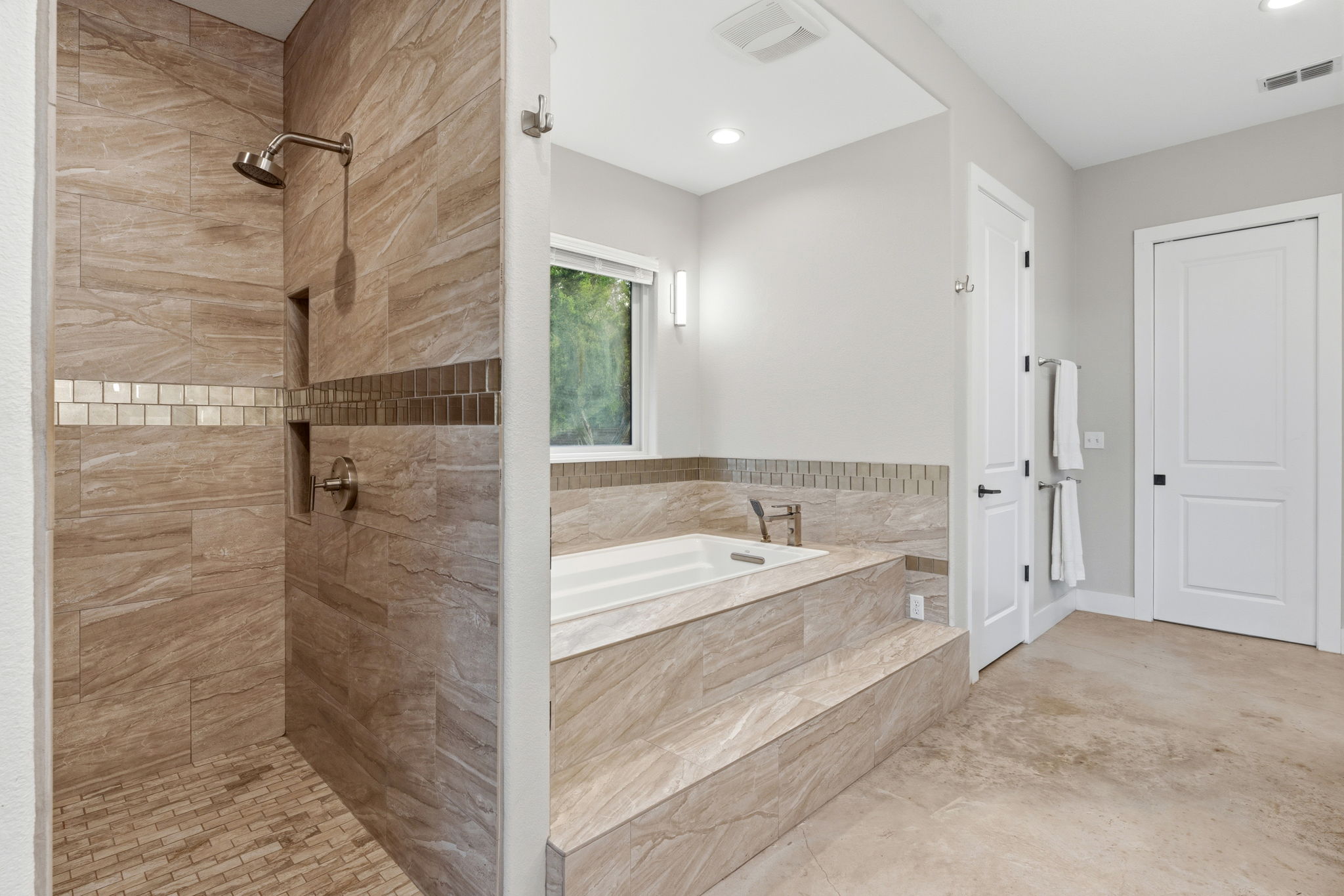 11778 Rim Rock Trail Austin, TX 78737 - Photo 22 of 40 Gallery Image 22