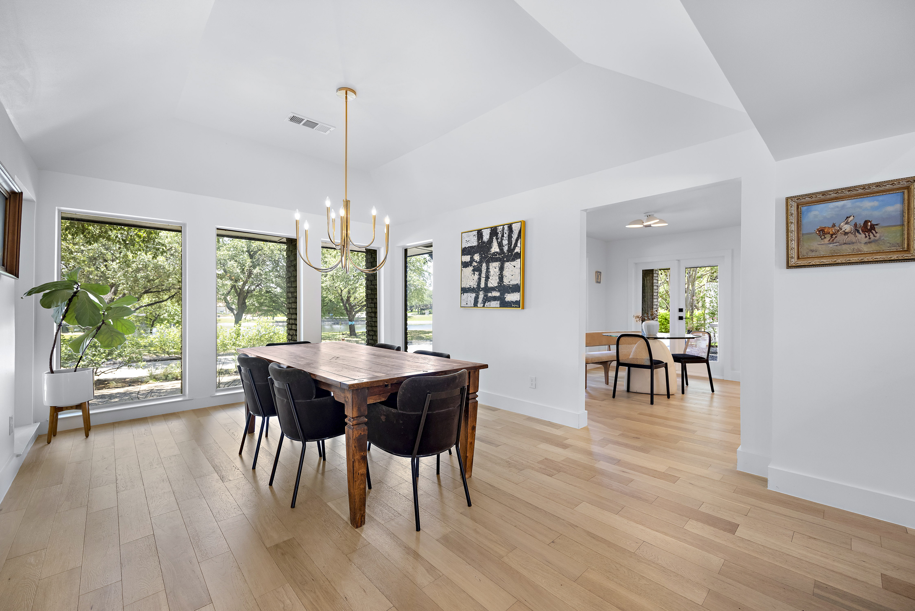 16424 Fallkirk Drive Dallas, TX 75248 - Photo 11 of 36