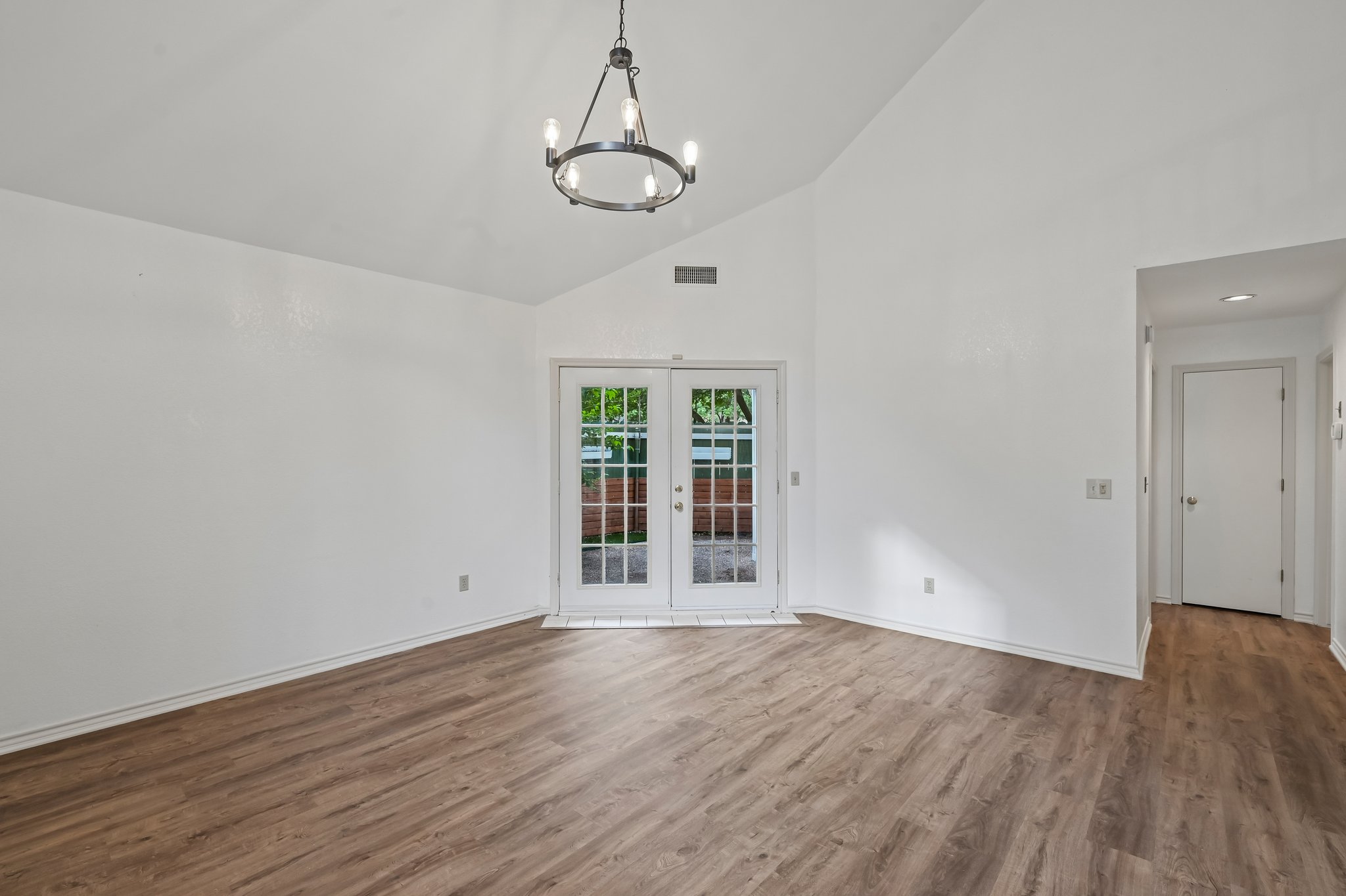 17860 Windflower Way, Unit 1704 Dallas, TX 75252 - Photo 9 of 44