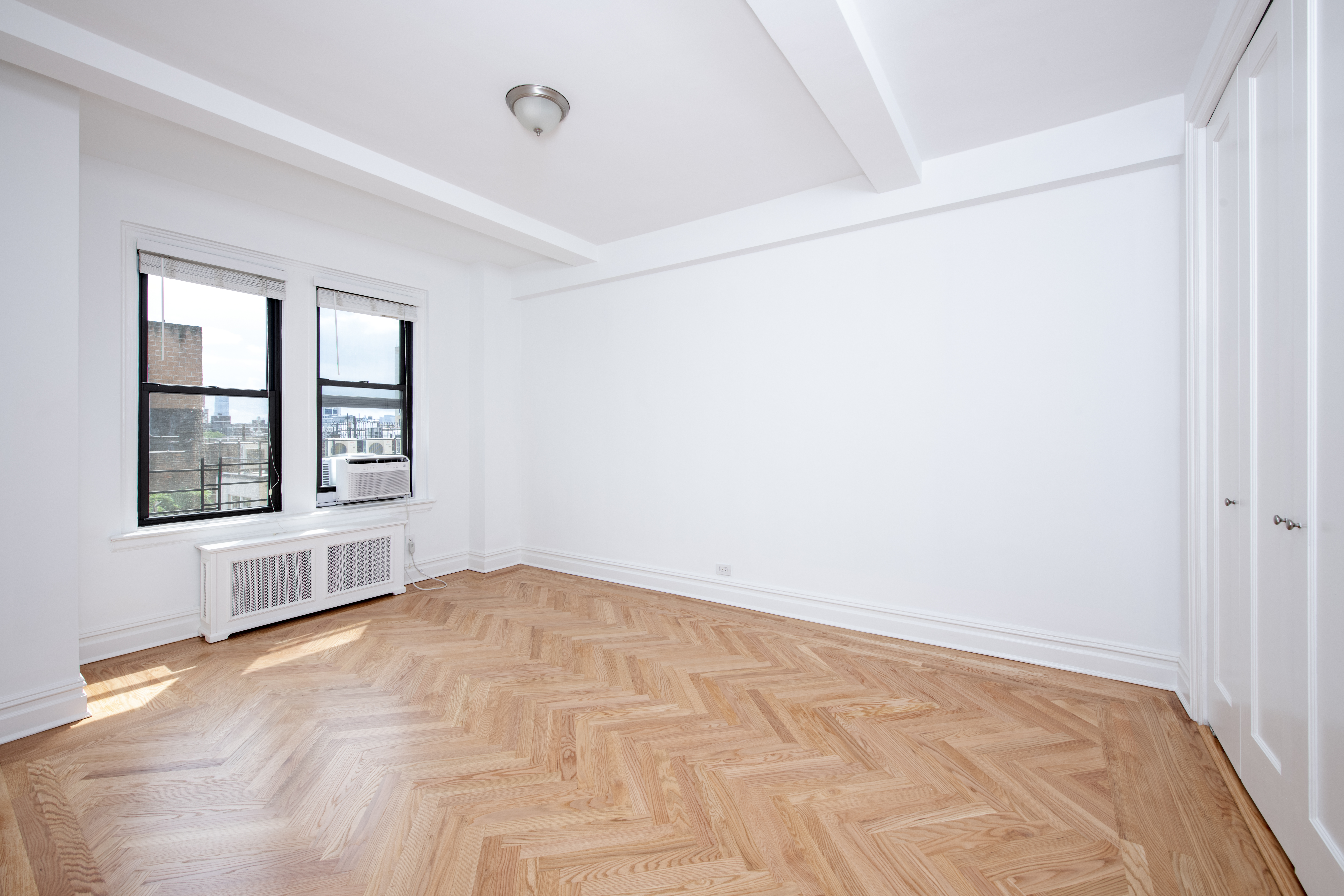 245 West 107th Street, Unit 8G Manhattan, NY 10025 - Photo 6 of 24 Gallery Image 6