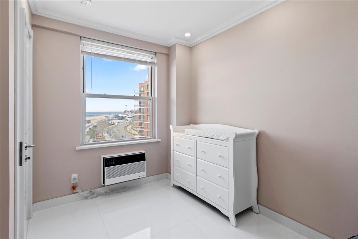 50 Brighton 1st Road, Unit 8N Brooklyn, NY 11235 - Photo 14 of 18