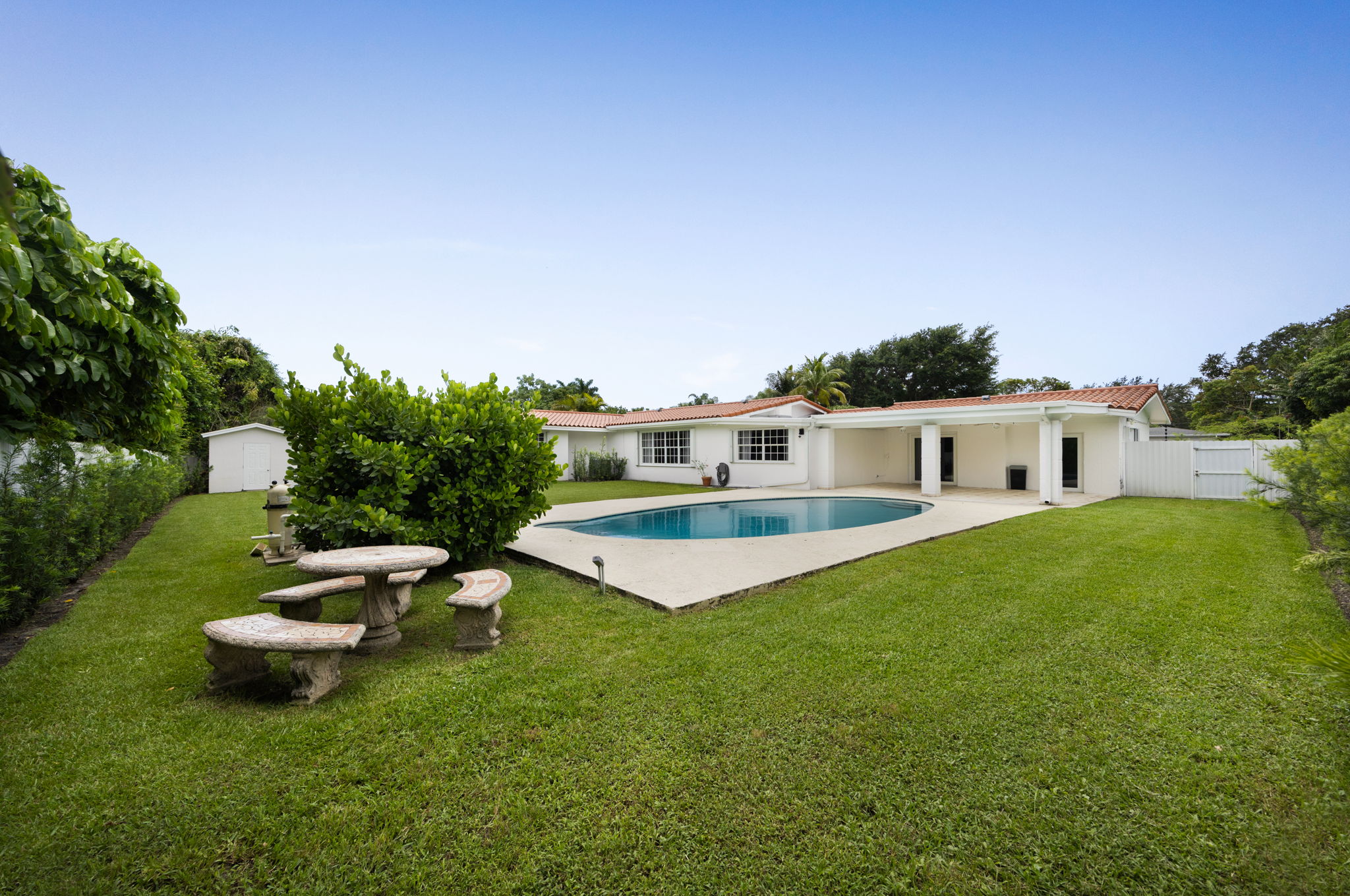 8345 Southwest 90th Street Miami, FL 33156 - Photo 5 of 5