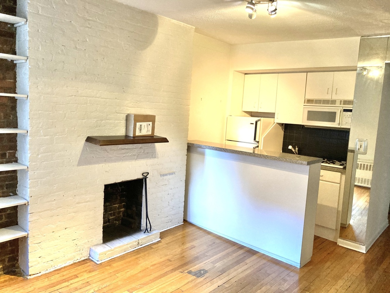 237 East 79th Street, Unit 4A Manhattan, NY 10075 - Photo 1 of 12