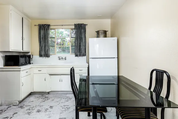 $1,900,000 | 1500 Navarro Avenue, Pasadena, CA 91103