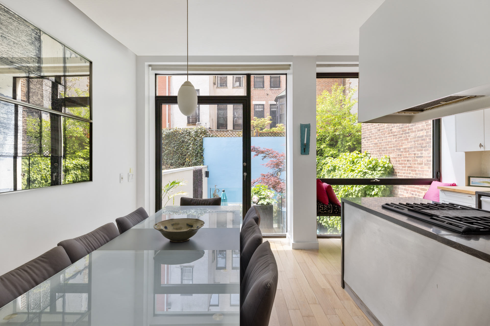 10 East 95th Street, Unit Garden Manhattan, NY 10128 - Photo 3 of 16