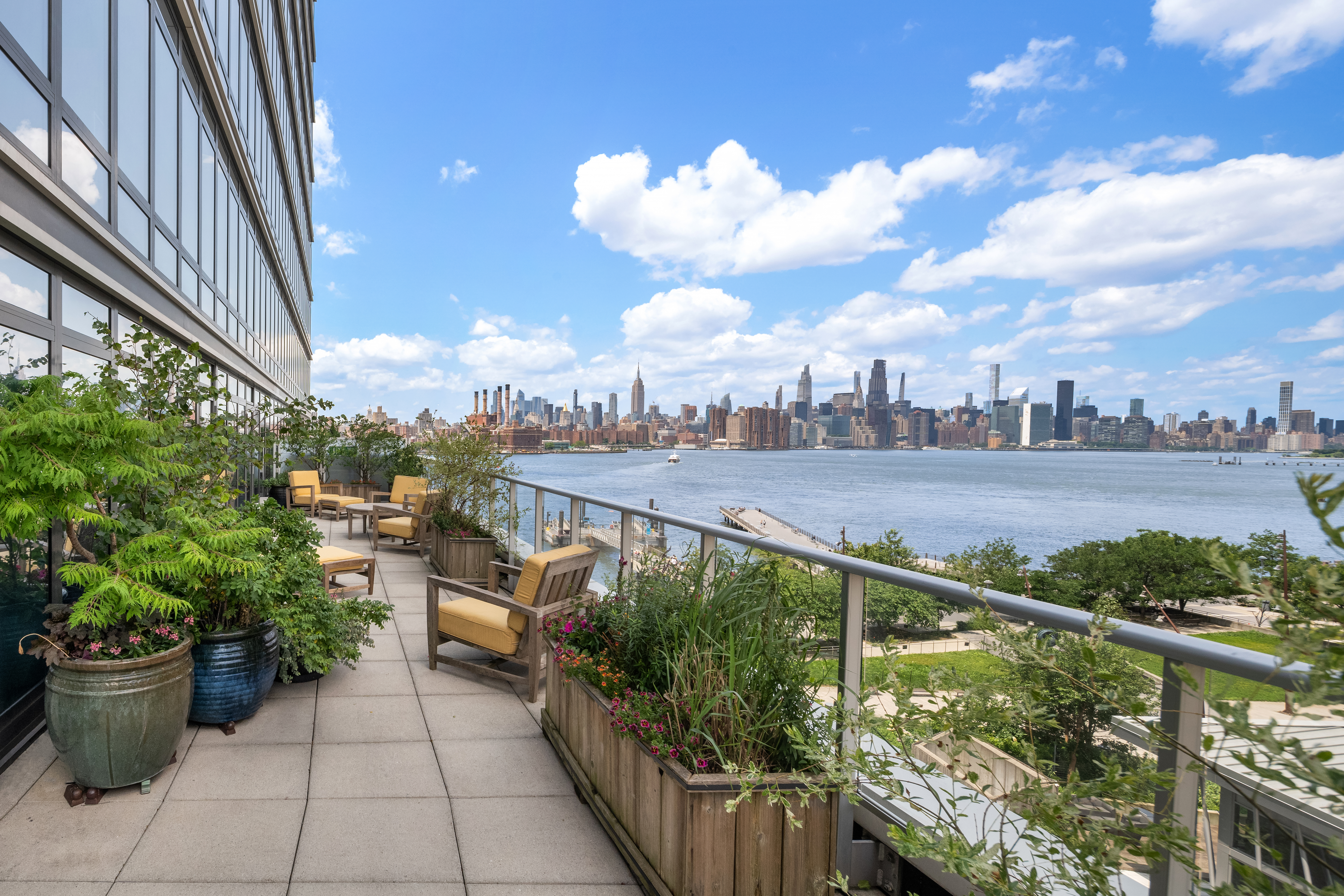 2 Northside Piers, Unit 6J Brooklyn, NY 11249 - Photo 3 of 22