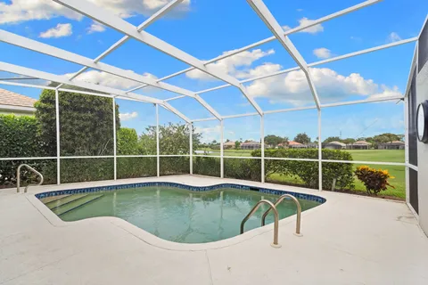 $725,000 | 1843 Leamington Lane, Naples, FL 34109