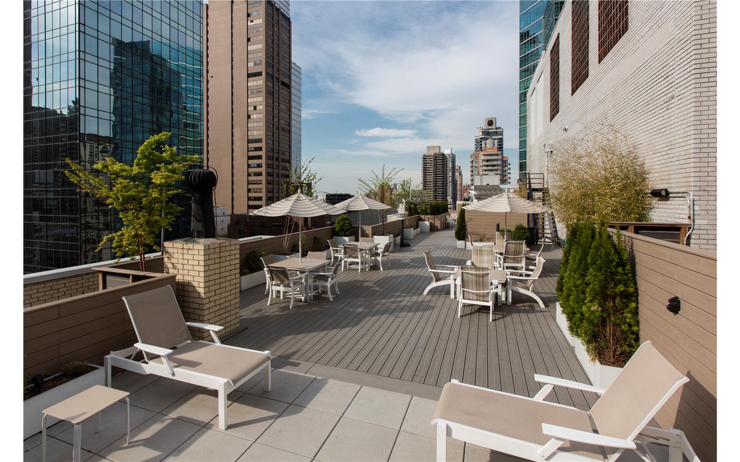 200 East 57th Street, Unit 7L Manhattan, NY 10022 - Photo 15 of 18