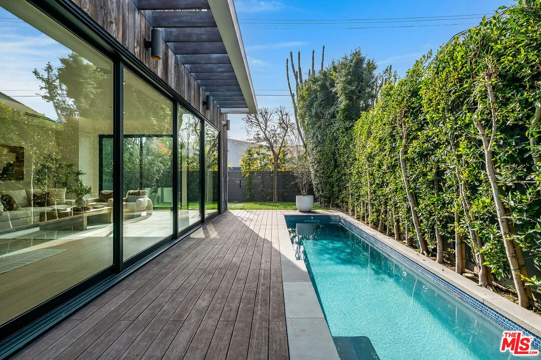 $27,800 | 1620 Electric Avenue, Venice, CA 90291