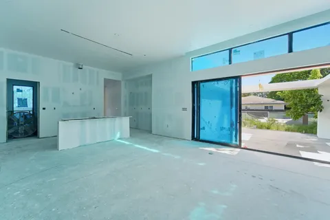 $2,950,000 | 170 Northwest 44th Street, Miami, FL 33127
