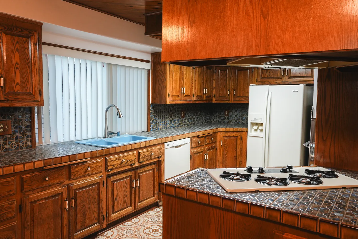 $719,000 | 42060 Parkmont Drive, Quartz Hill, CA 93536