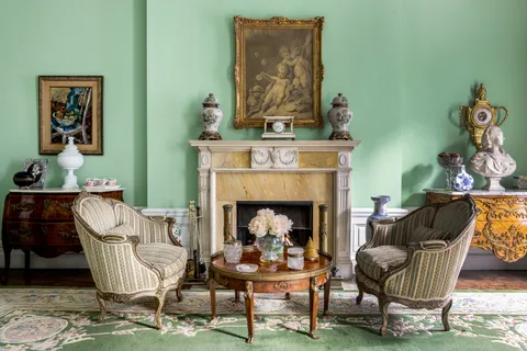 $18,000,000 | 21 East 81st Street | Upper East Side