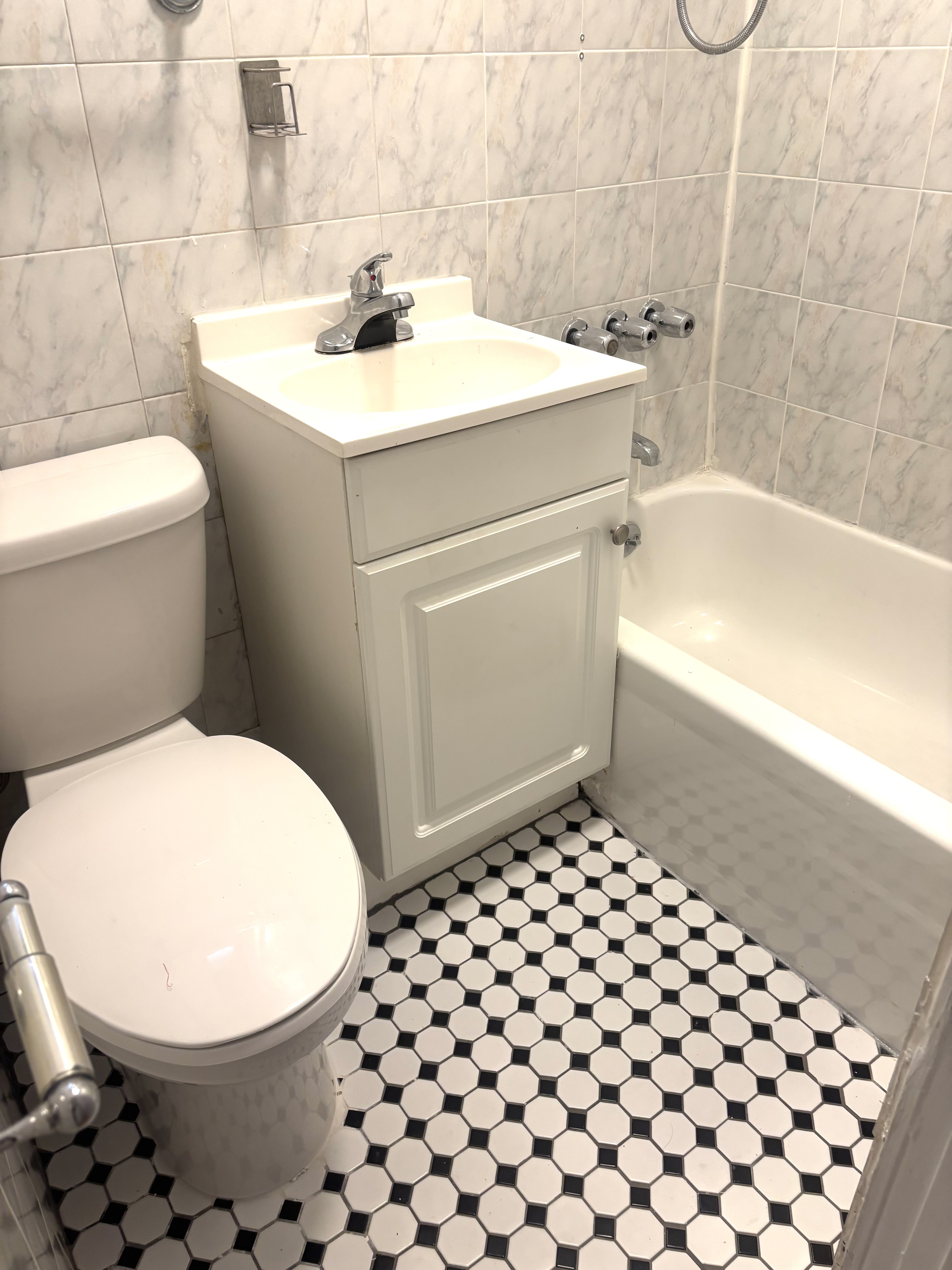 170 Ludlow Street, Unit 4D Manhattan, NY 10002 - Photo 5 of 6