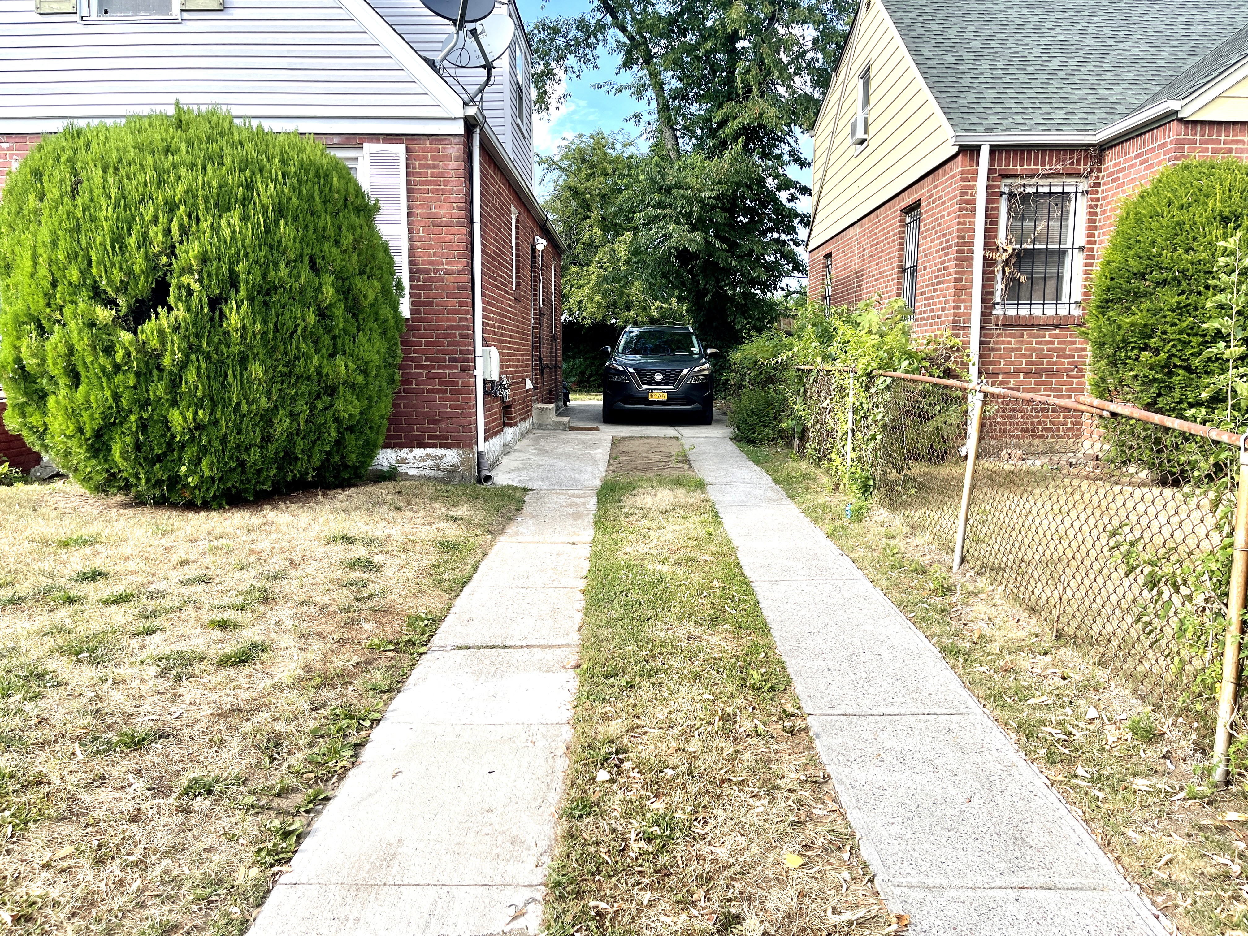 220-01 130th Avenue Queens, NY 11413 - Photo 4 of 37