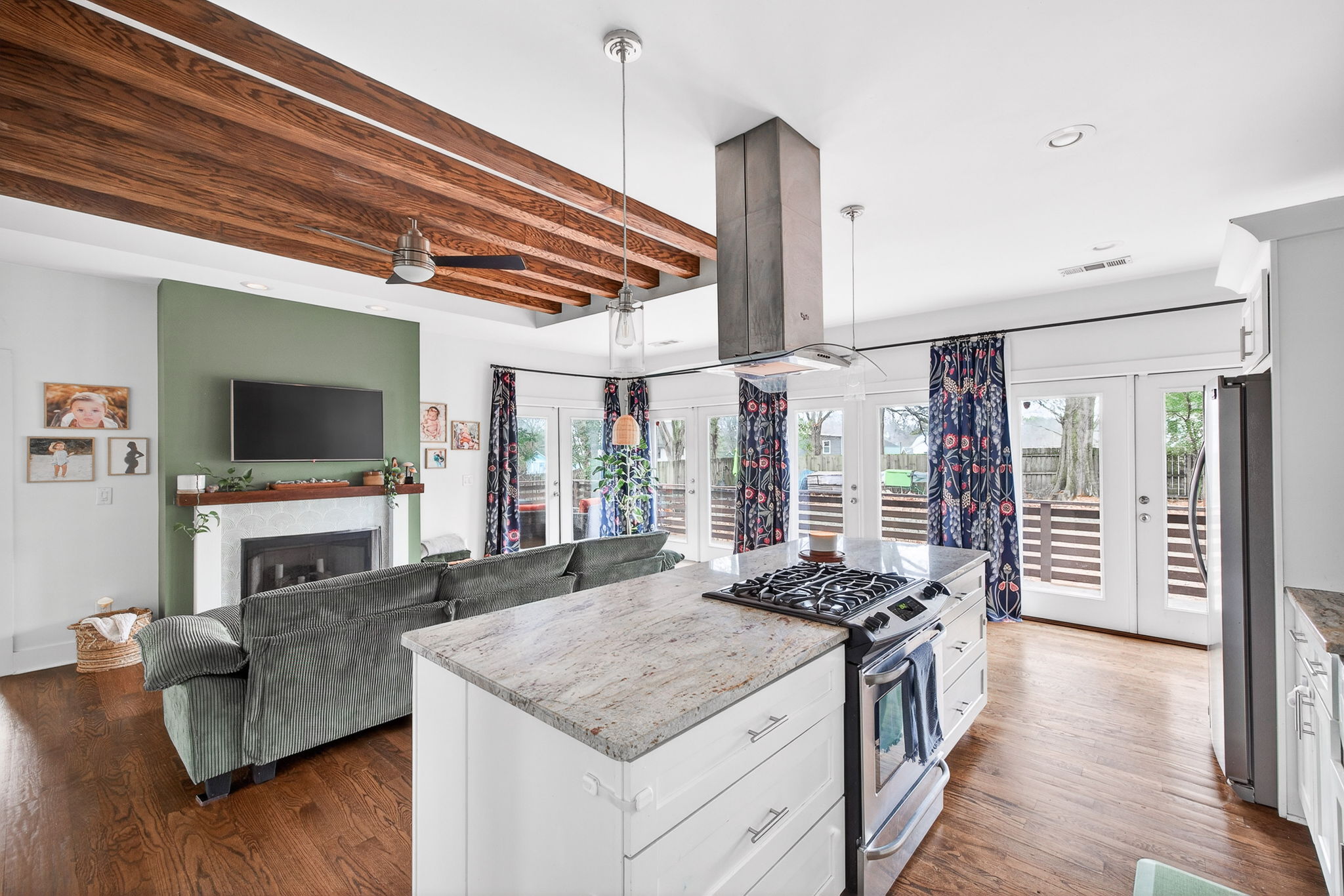 192 Sisson Avenue Northeast Atlanta, GA 30317 - Photo 6 of 25