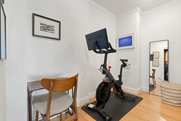 $1,195,000 | 401 East 65th Street, Unit 11HI | Lenox Hill