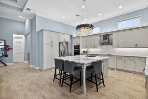 $2,199,000 | 6007 Barthelemy Avenue, Naples, FL 34113