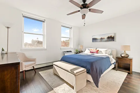 $1,500,000 | 127 4th Place, Unit 4A | Carroll Gardens