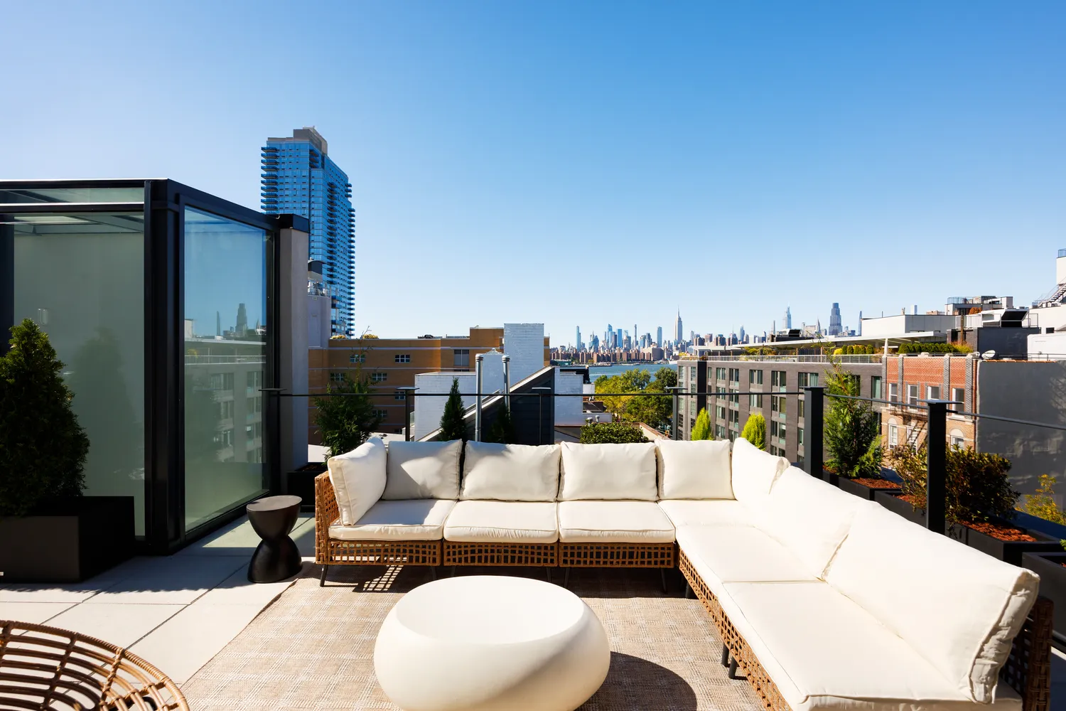 $5,495,000 | 76 North 8th Street, Unit PH | Williamsburg