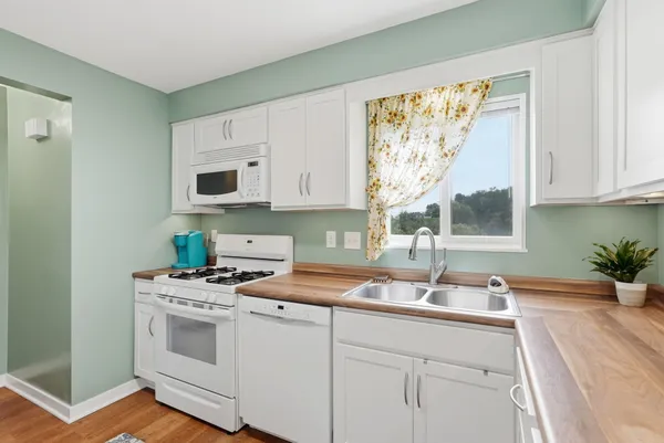 $250,000 | 3905 Mt Troy Road, Pittsburgh, PA 15212