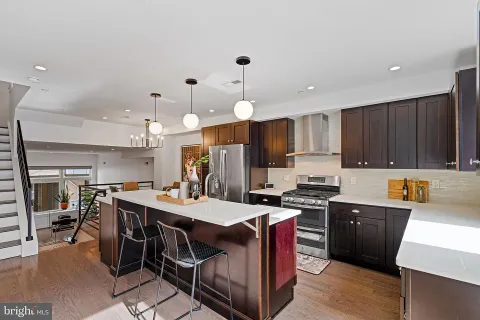 $775,000 | 418 Wallace Street, Philadelphia, PA 19123