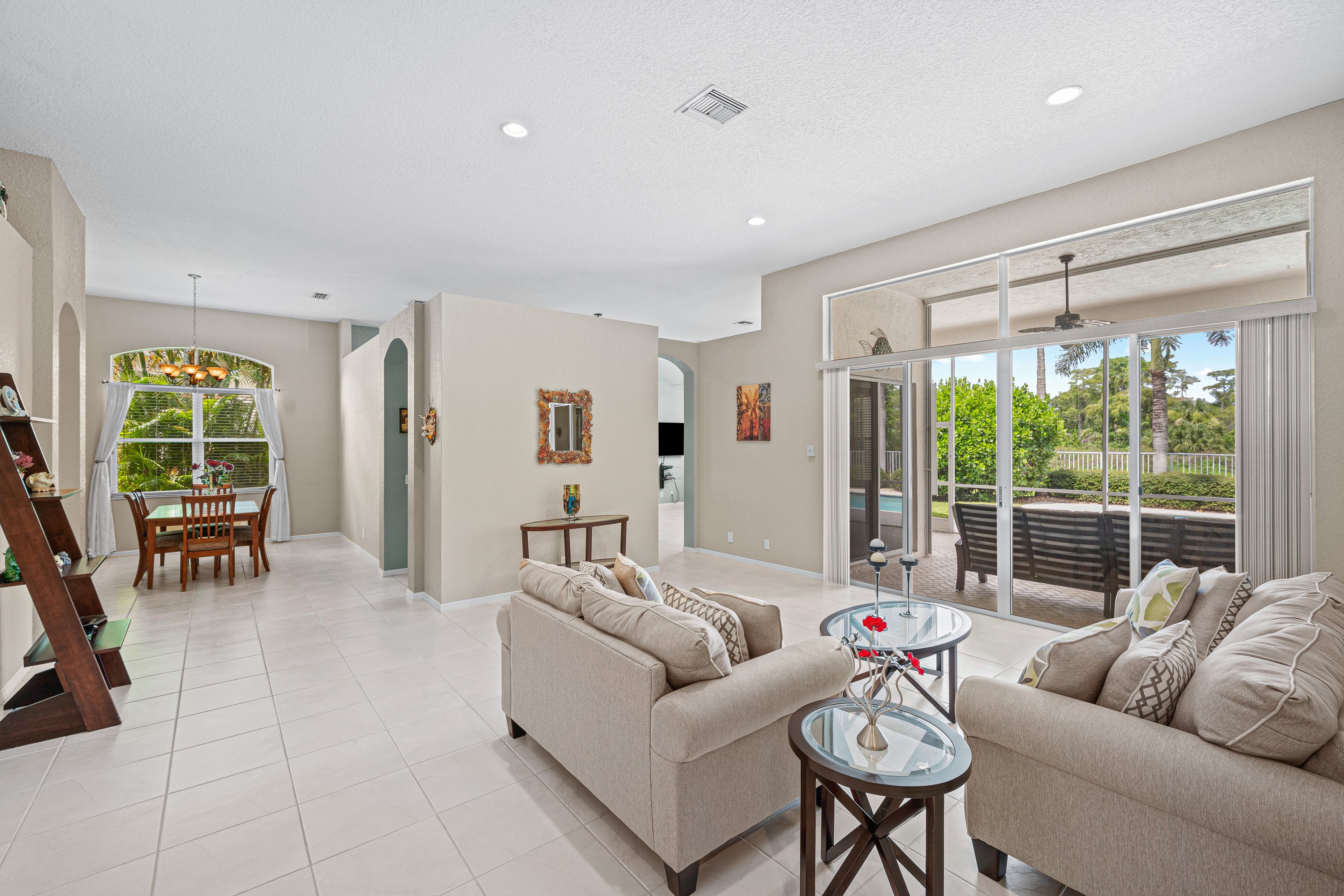 18648 Ocean Mist Drive Boca Raton, FL 33498 - Photo 5 of 17