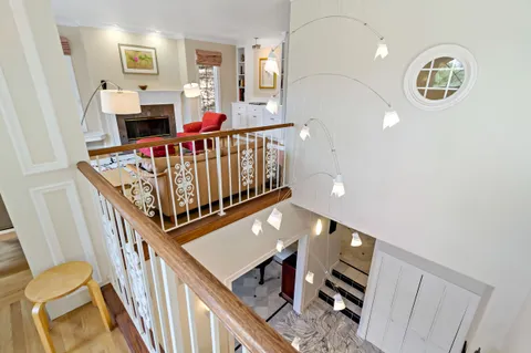 $3,000,000 | 616 Lakeview Way, Redwood City, CA 94062