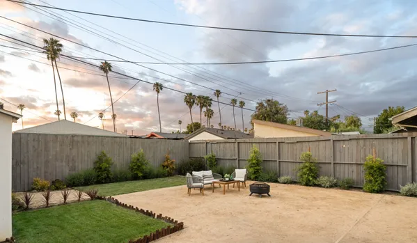 $1,179,000 | 2209 West Boulevard, Los Angeles, CA 90016