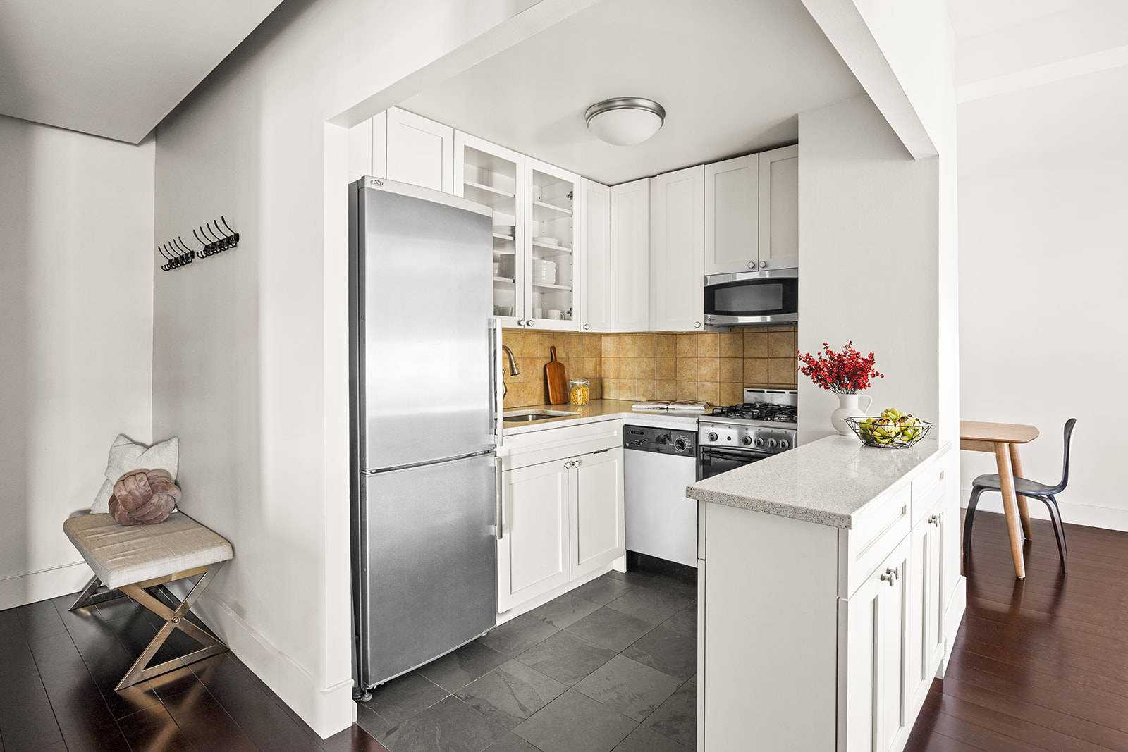 160 Bleecker Street, Unit 8GW Manhattan, NY 10012 - Photo 6 of 9