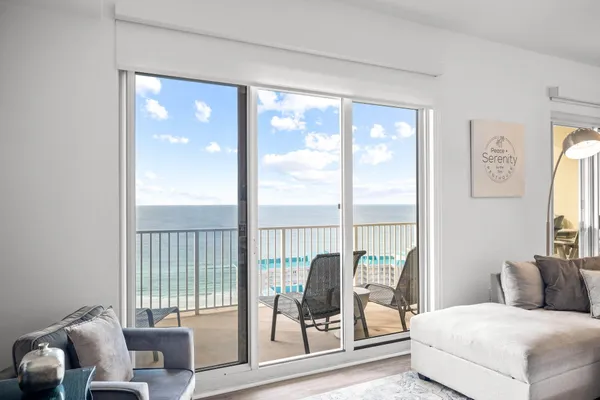 $1,429,000 | 112 Seascape Drive, Unit PH2402, Miramar Beach, FL 32550