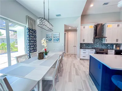 $1,580,000 | 554 North Barfield Drive, Marco Island, FL 34145