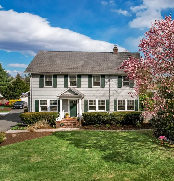 $1,075,000 | 83 Essex Avenue, Montclair, NJ 07042