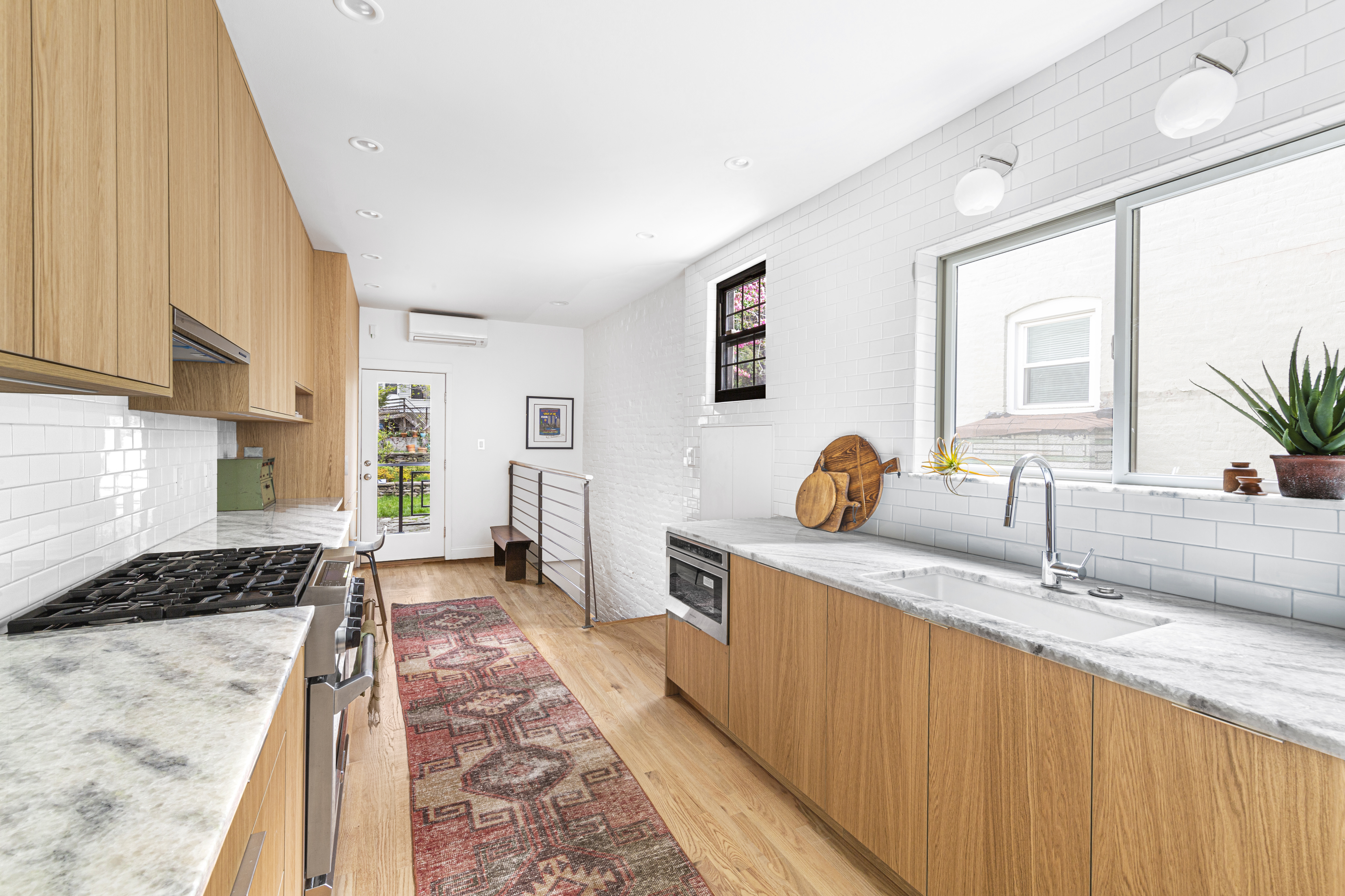 1041 President Street Brooklyn, NY 11225 - Photo 3 of 13