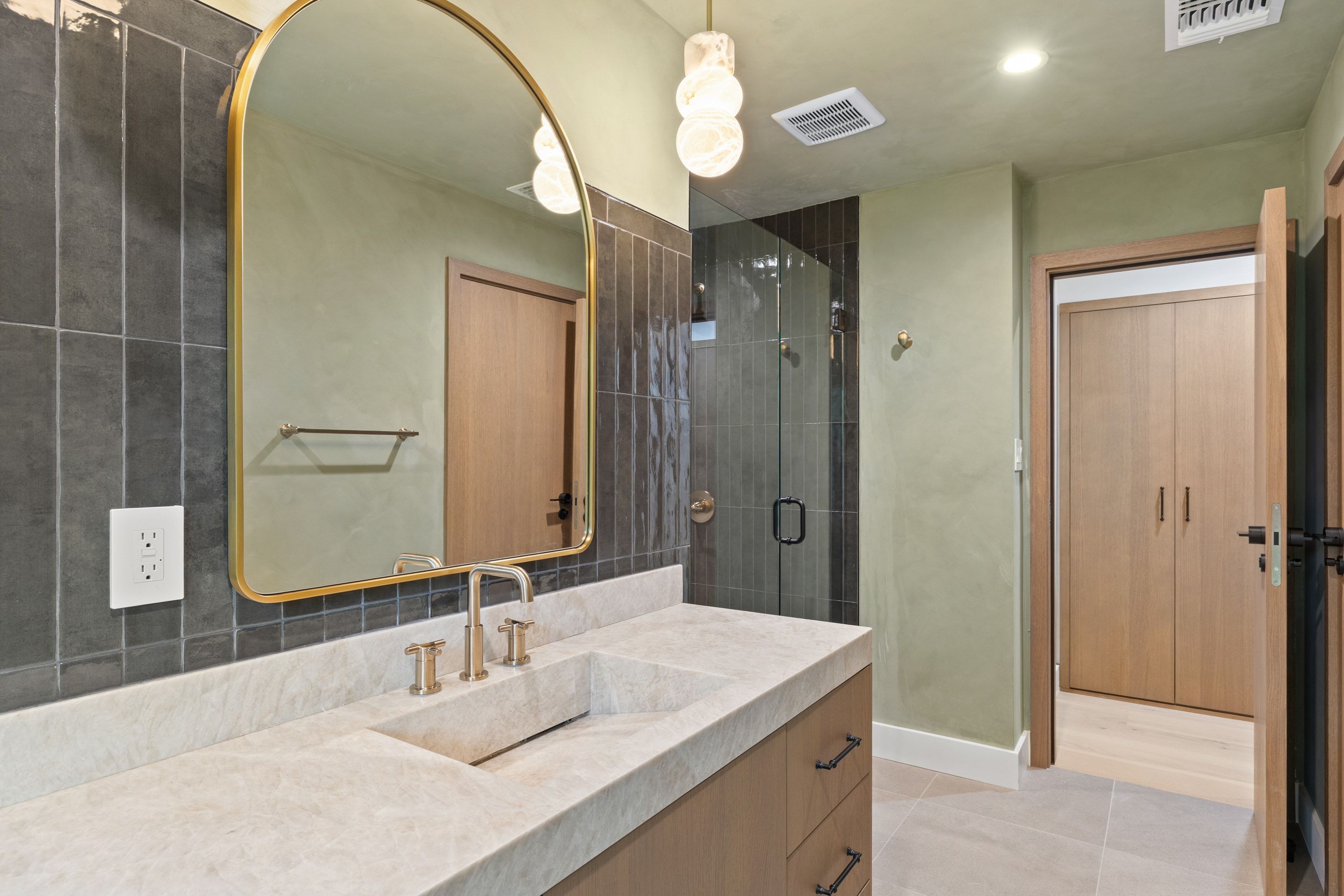 1513 Flintridge Road West Lake Hills, TX 78746 - Photo 25 of 51