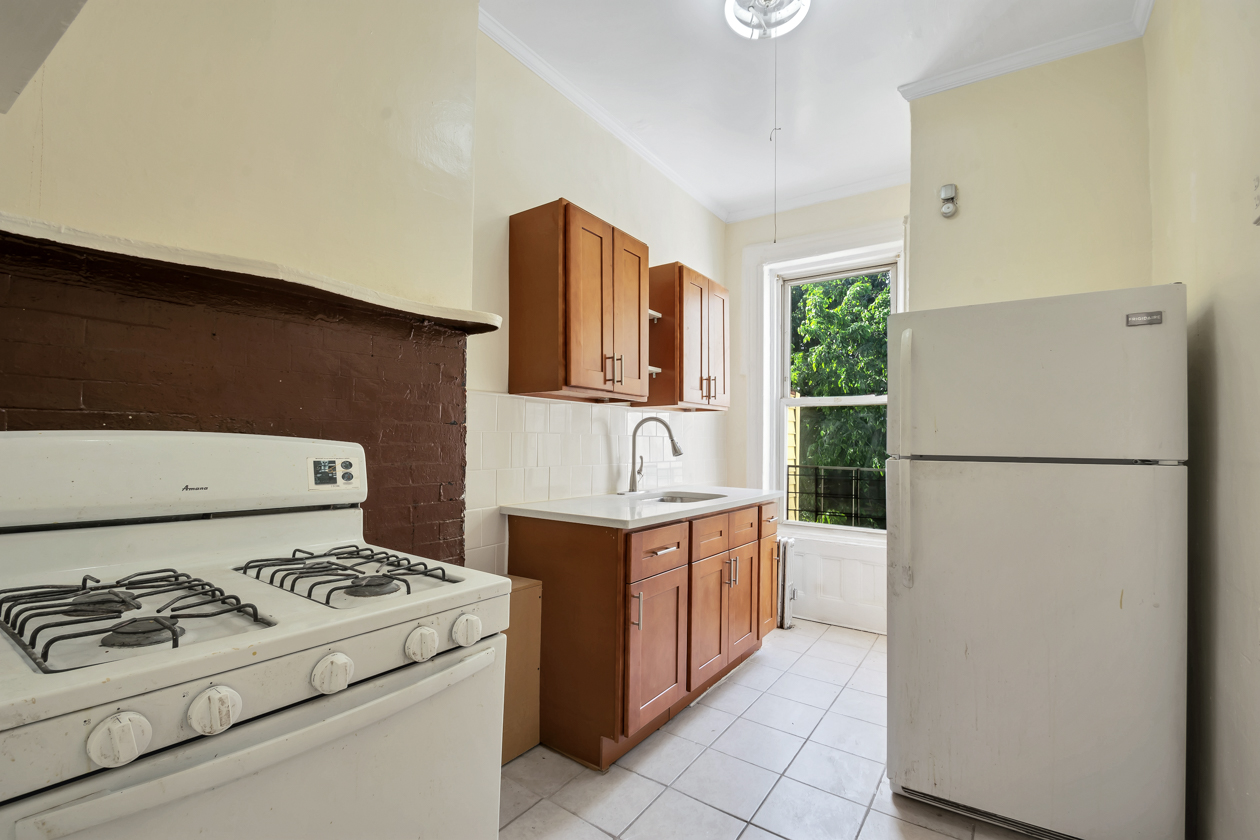 703 Decatur Street Brooklyn, NY 11233 - Photo 12 of 18