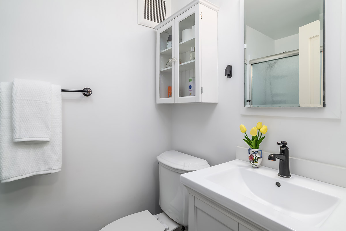 82 Surrey Lane San Rafael, CA 94903 - Photo 8 of 13
