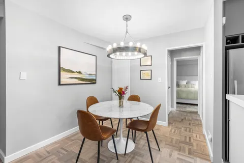 $1,299,000 | 2 Charlton Street, Unit 5A | Hudson Square