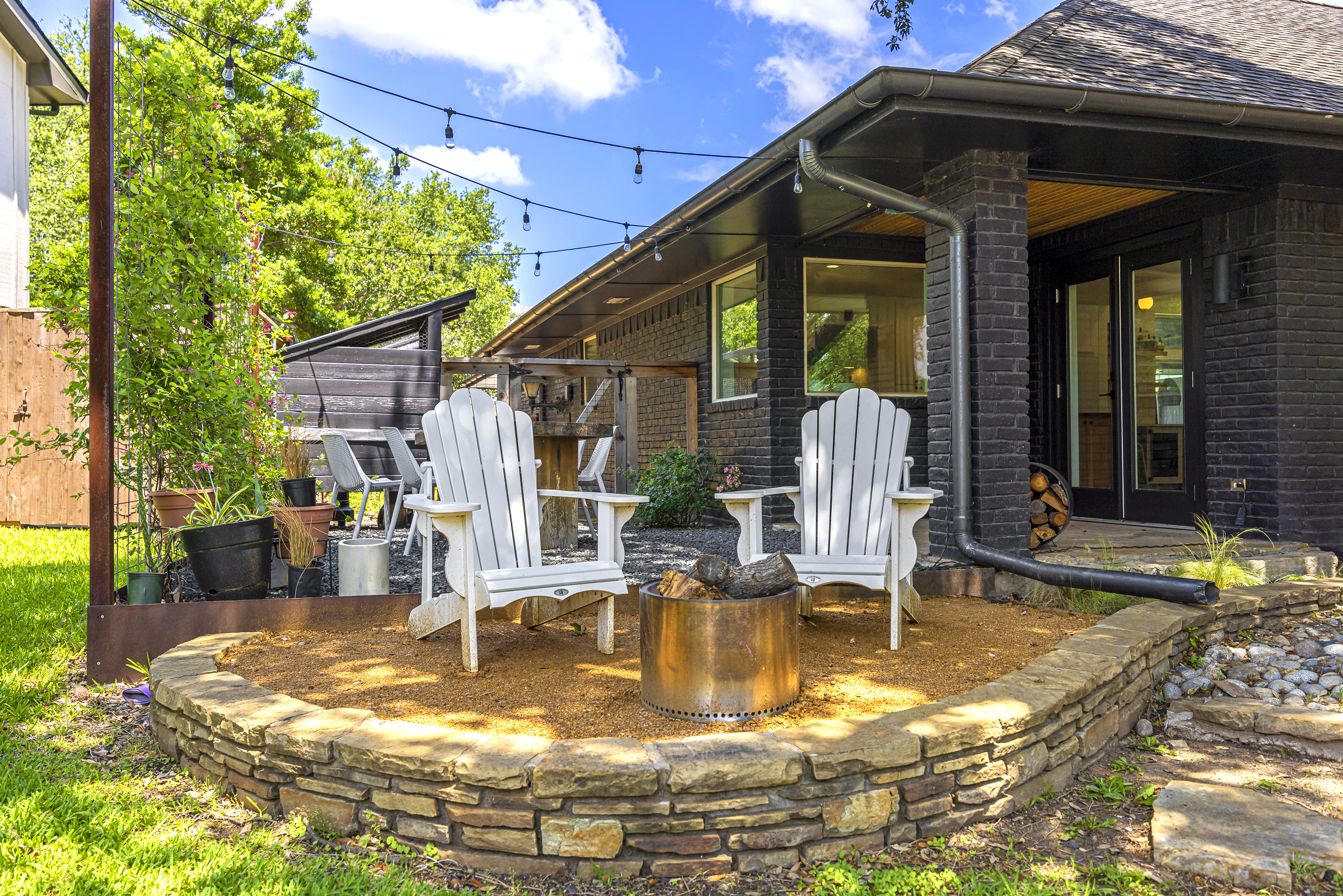 16424 Fallkirk Drive Dallas, TX 75248 - Photo 9 of 36