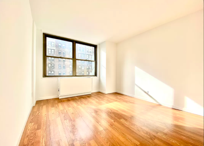 301 East 79th Street, Unit 10M Manhattan, NY 10075 - Photo 3 of 6