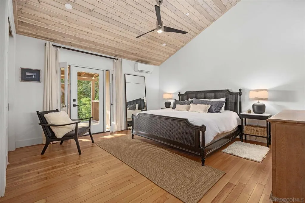 $4,995,000 | 554-556 Stratford Drive, Encinitas, CA 92024