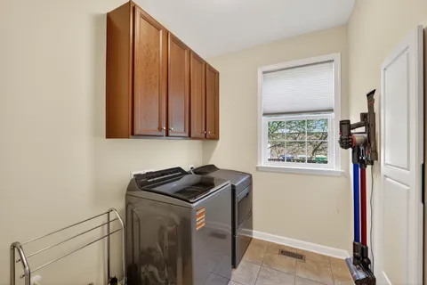 $1,400,000 | 6200 Guilford Drive, Alexandria, VA 22310