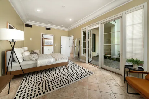 $2,295,000 | 929 Laguna Street, Santa Barbara, CA 93101