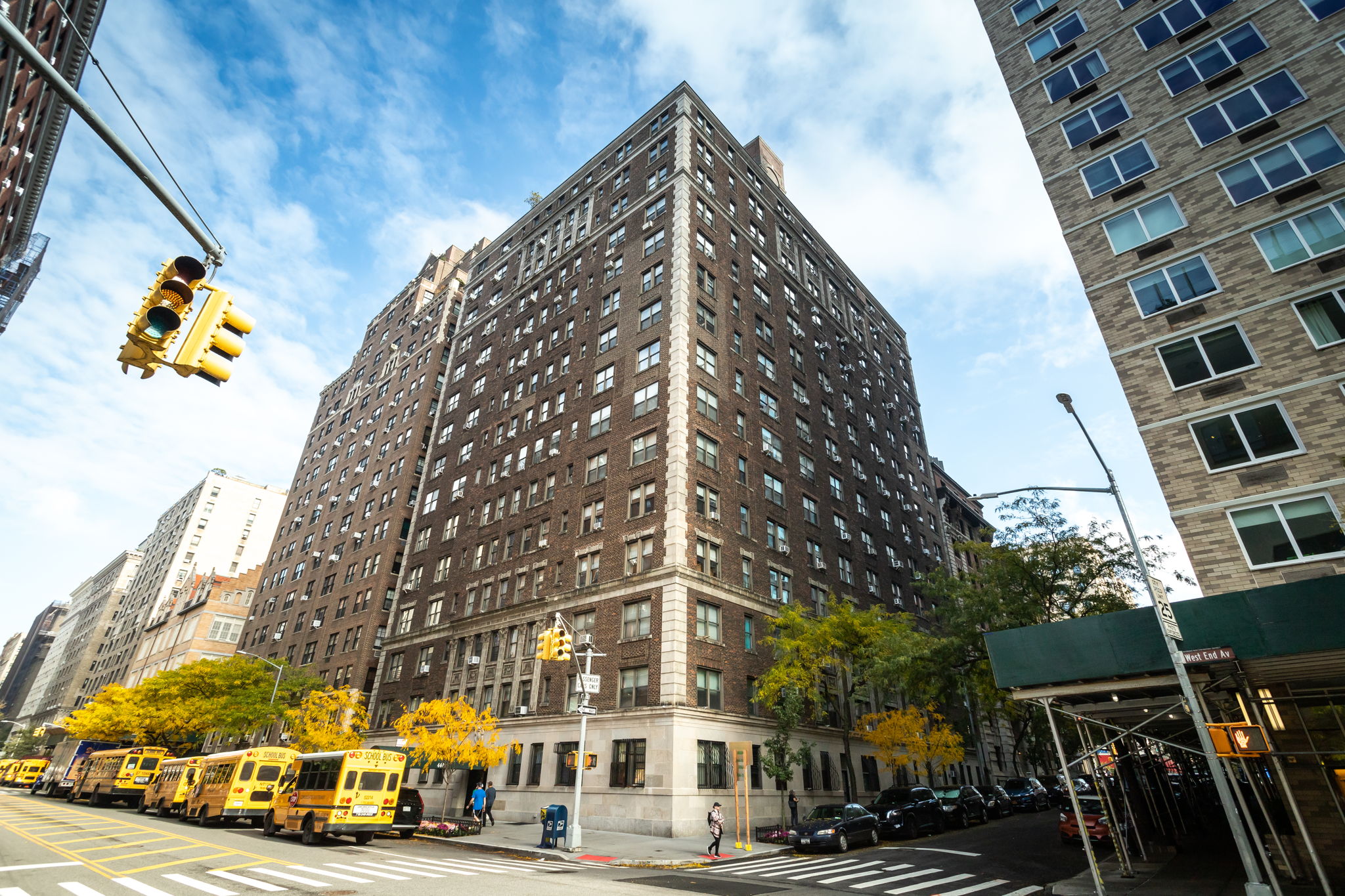 440 West End Avenue, Unit 15F Manhattan, NY 10024 - Photo 13 of 14