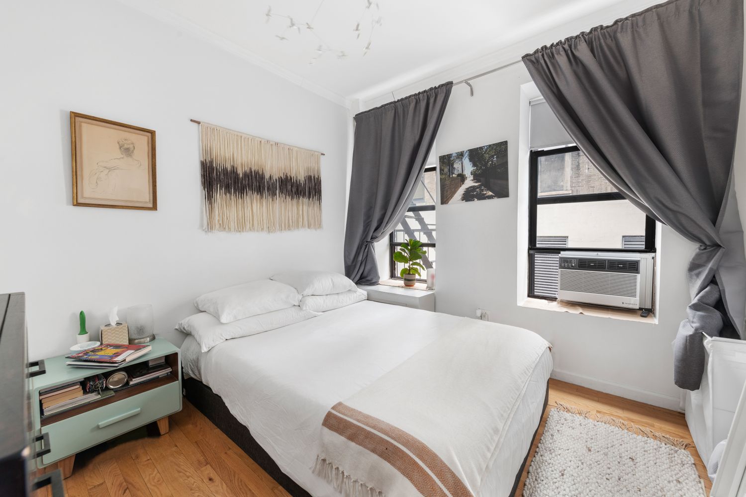 321 East 12th Street, Unit 22 Manhattan, NY 10003 - Photo 4 of 7