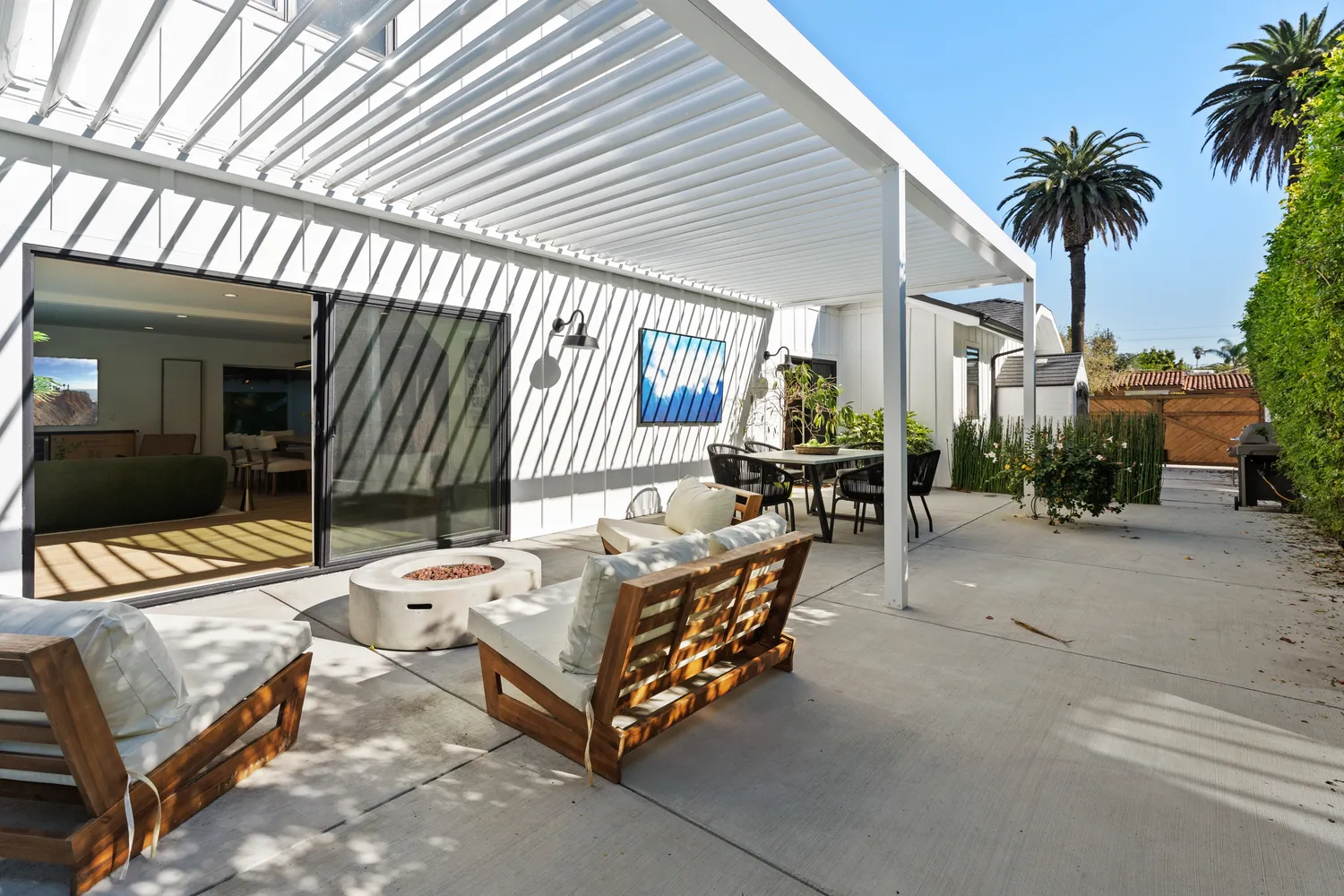 $2,495,000 | 1607 South Spaulding Avenue, Los Angeles, CA 90019