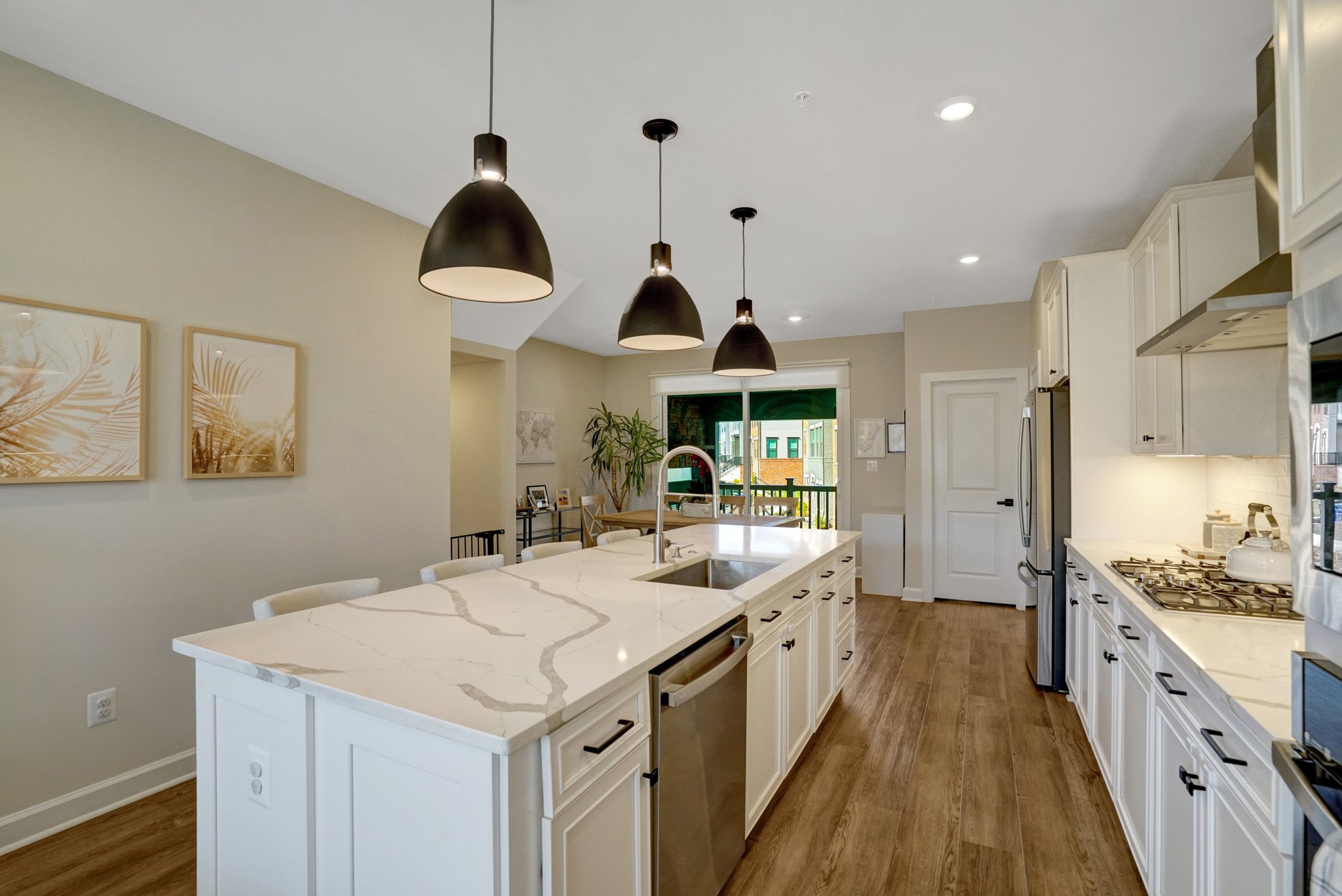 5369 8th Road South Arlington, VA 22204 - Photo 7 of 42