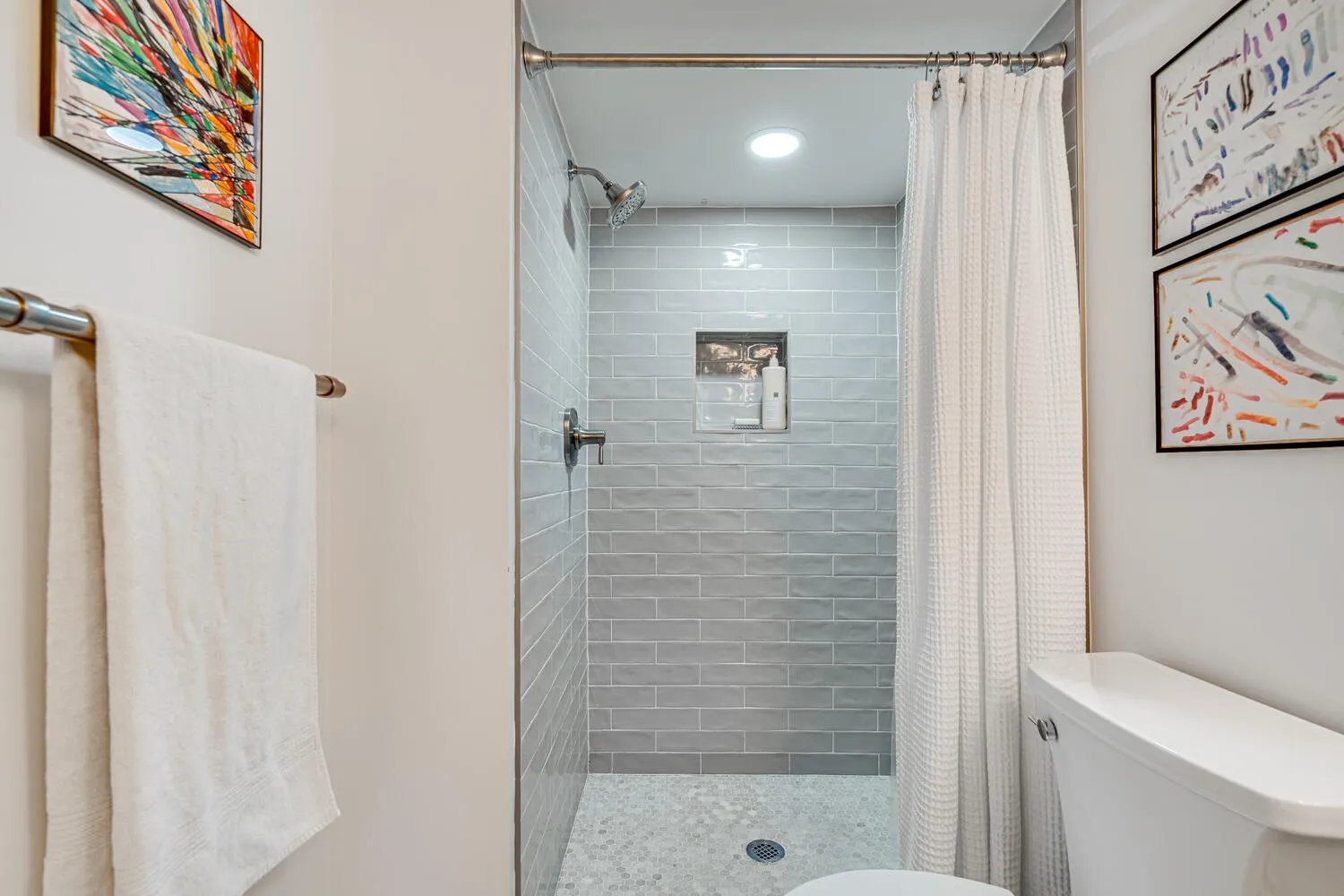 $1,050,000 | 2708 Holly Street, Alexandria, VA 22305