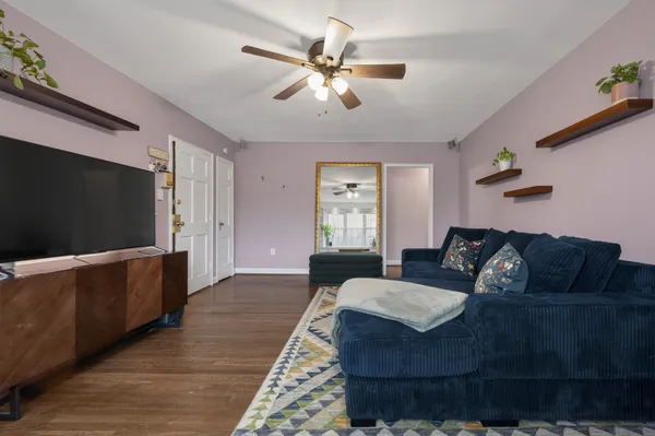 Contact Agent | 6 Ashby Street, Unit Undisclosed, Alexandria, VA 22305