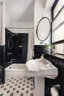 $575,000 | 242 West 104th Street, Unit 3WF | Upper West Side